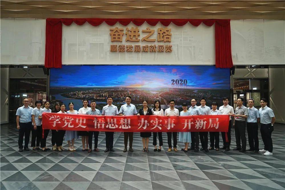【两会·力量】蒋友财代表:聚焦高端与中端 让贵州非遗实现产业化